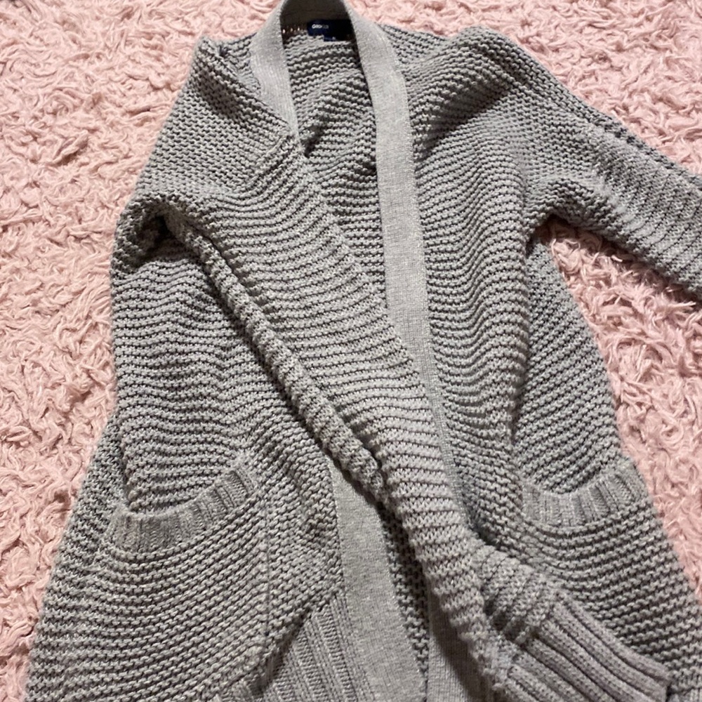 Girls gray cardigan with pockets